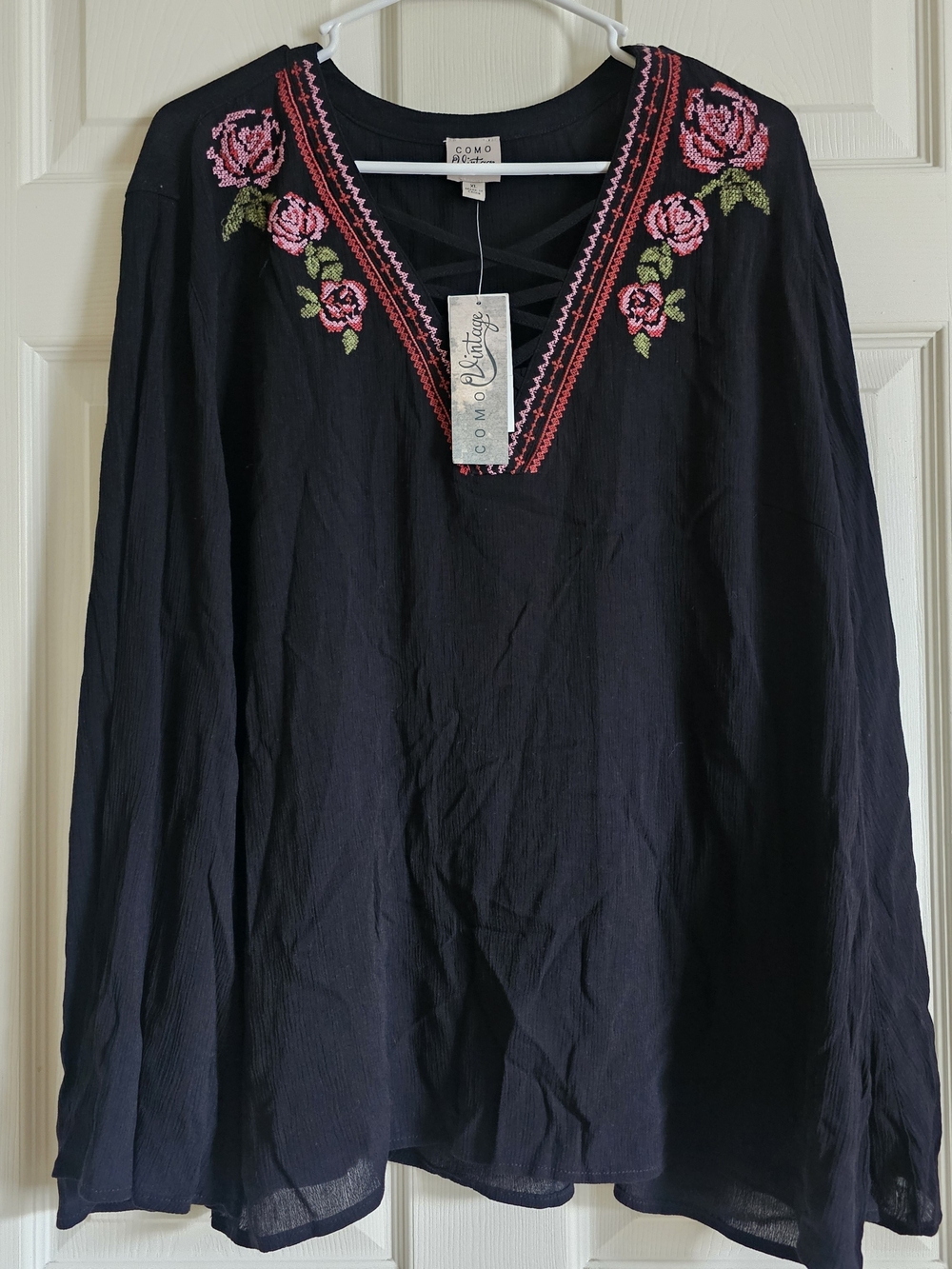 Como Vintage Women's Black Embroidered V-Neck Top with Pink Rose Detail